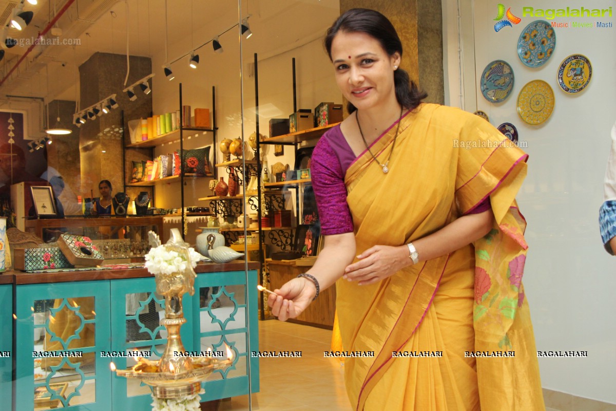 Amala Akkineni launches Samprada in Hyderabad