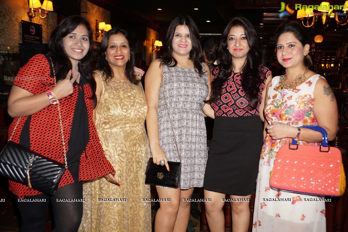 Shikha Sharma Birthday Bash at 10D