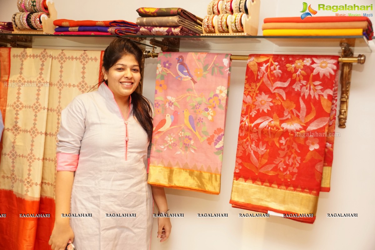 Handlooms Day 2015 Celebrations at Singhanias, Hyderabad