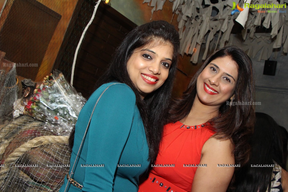 Stellar Ramesh Patel's Grand Birthday Bash 2015 at Pirate Brew, Hyderabad