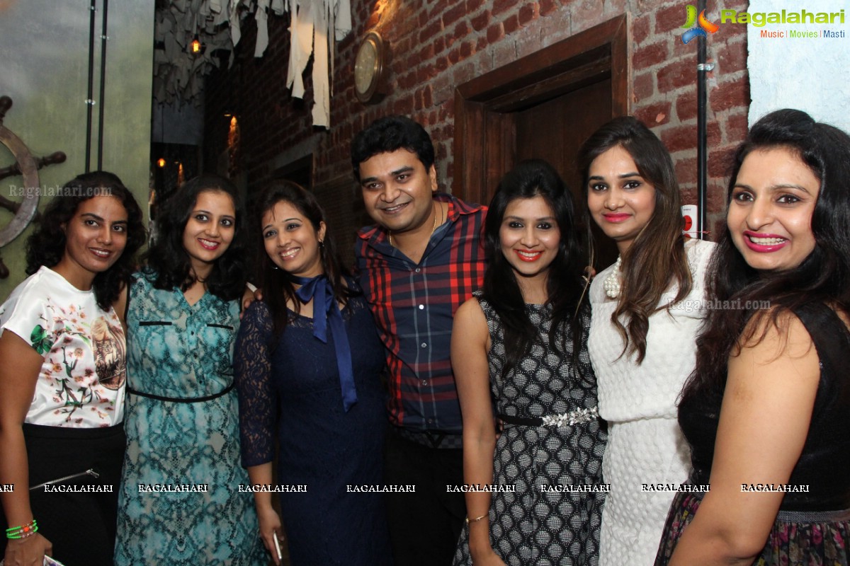 Stellar Ramesh Patel's Grand Birthday Bash 2015 at Pirate Brew, Hyderabad