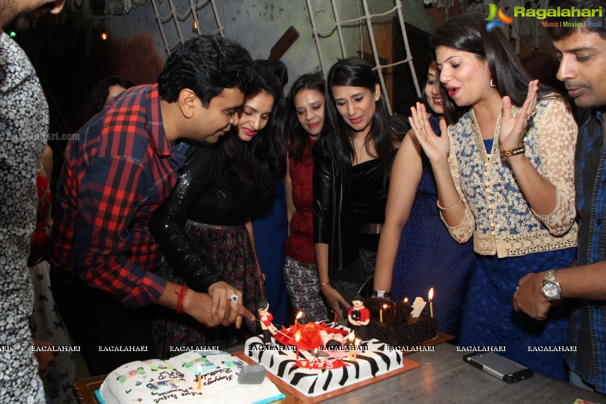 Stellar Ramesh Patel's Grand Birthday Bash 2015 at Pirate Brew, Hyderabad