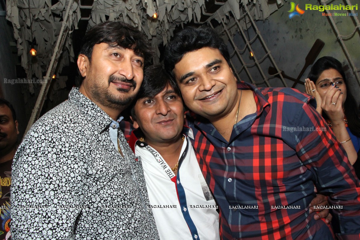 Stellar Ramesh Patel's Grand Birthday Bash 2015 at Pirate Brew, Hyderabad