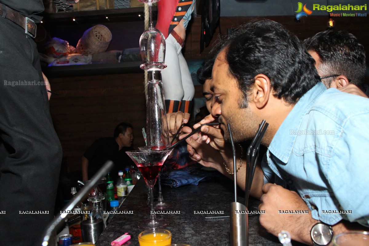 Stellar Ramesh Patel's Grand Birthday Bash 2015 at Pirate Brew, Hyderabad