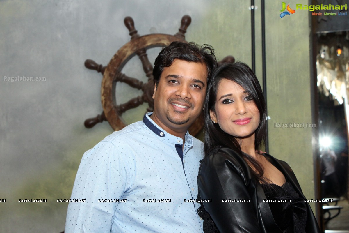 Stellar Ramesh Patel's Grand Birthday Bash 2015 at Pirate Brew, Hyderabad