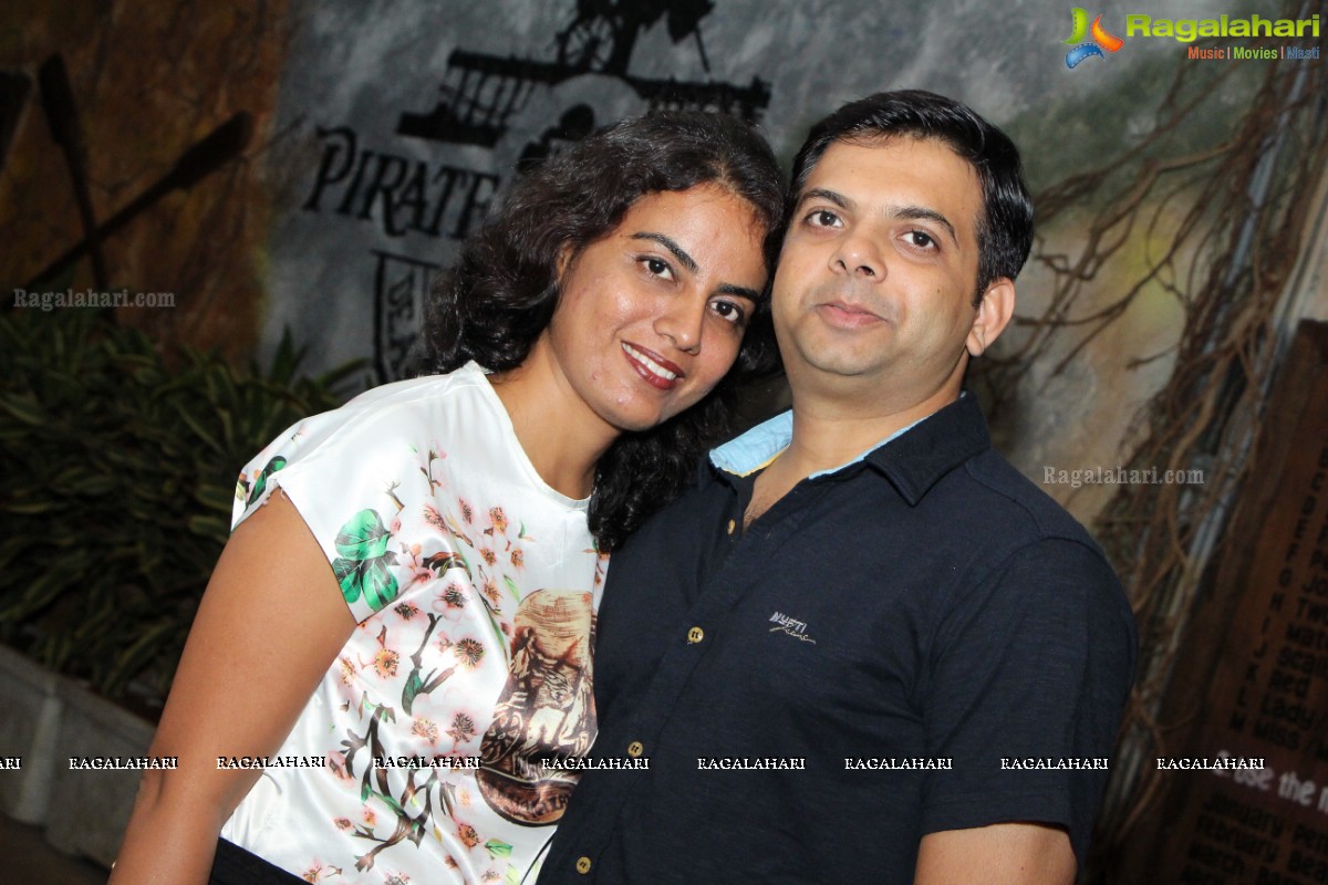 Stellar Ramesh Patel's Grand Birthday Bash 2015 at Pirate Brew, Hyderabad