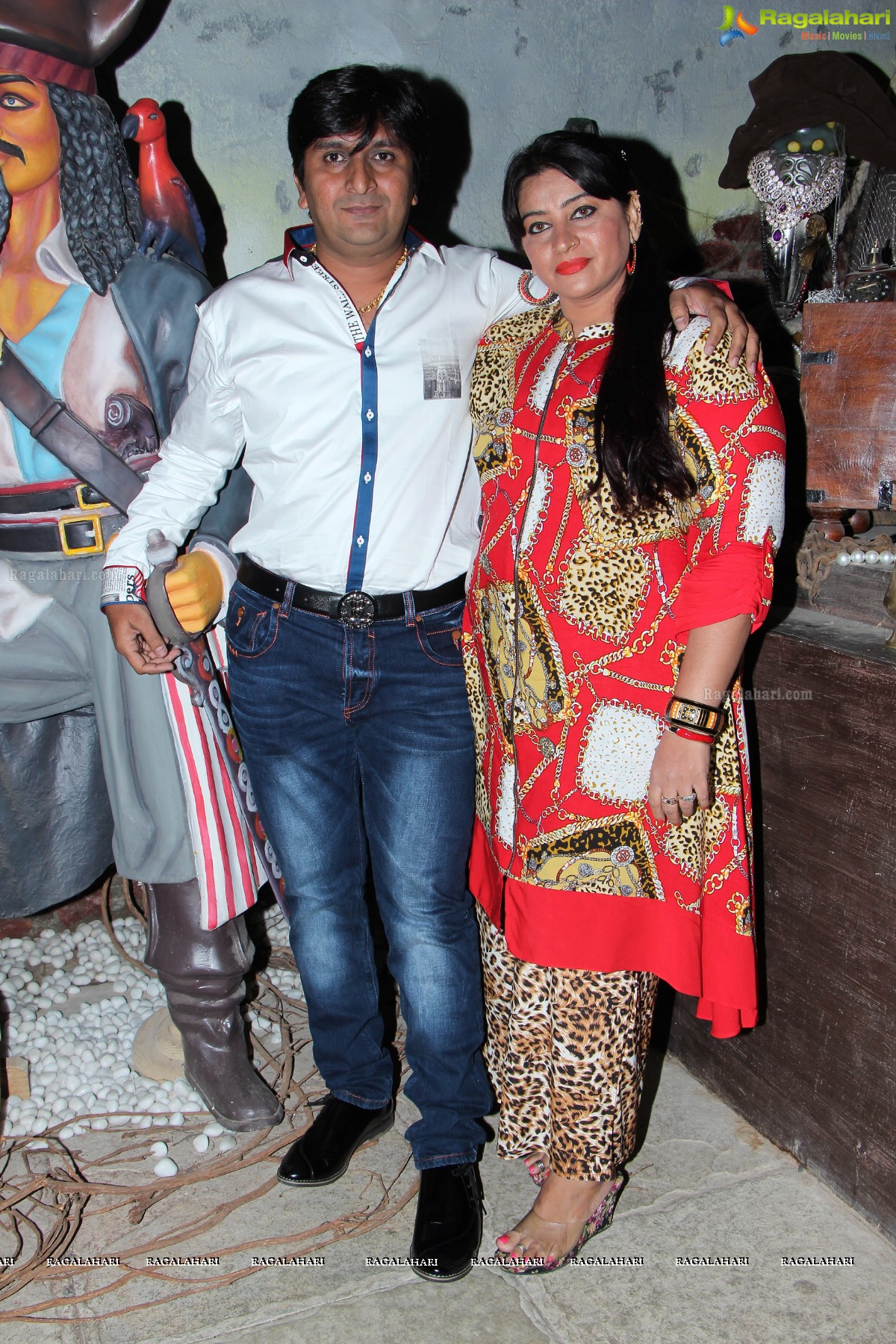 Stellar Ramesh Patel's Grand Birthday Bash 2015 at Pirate Brew, Hyderabad