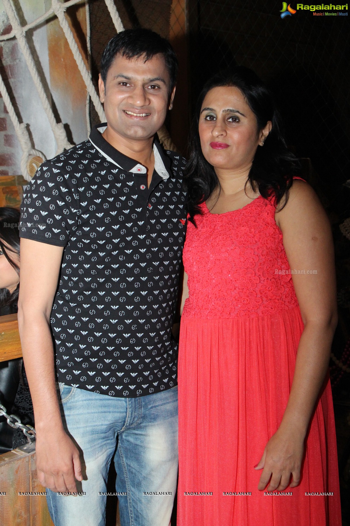 Stellar Ramesh Patel's Grand Birthday Bash 2015 at Pirate Brew, Hyderabad