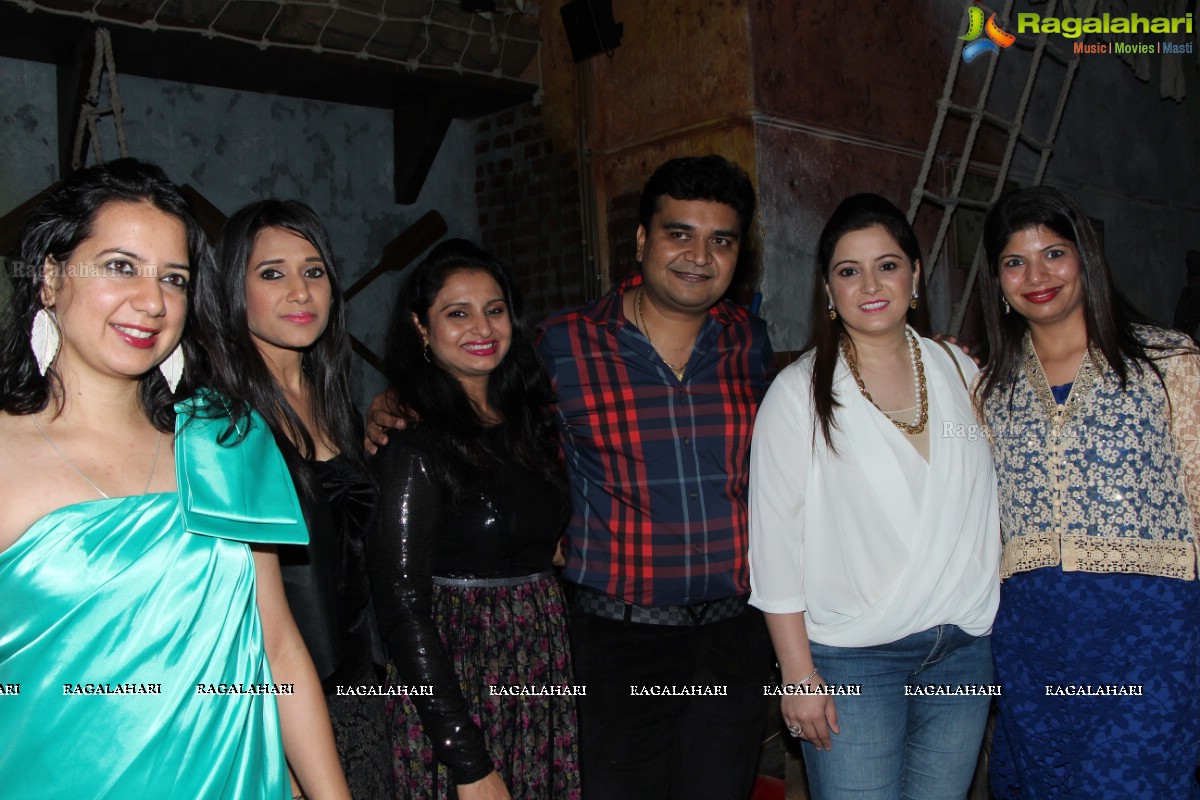 Stellar Ramesh Patel's Grand Birthday Bash 2015 at Pirate Brew, Hyderabad