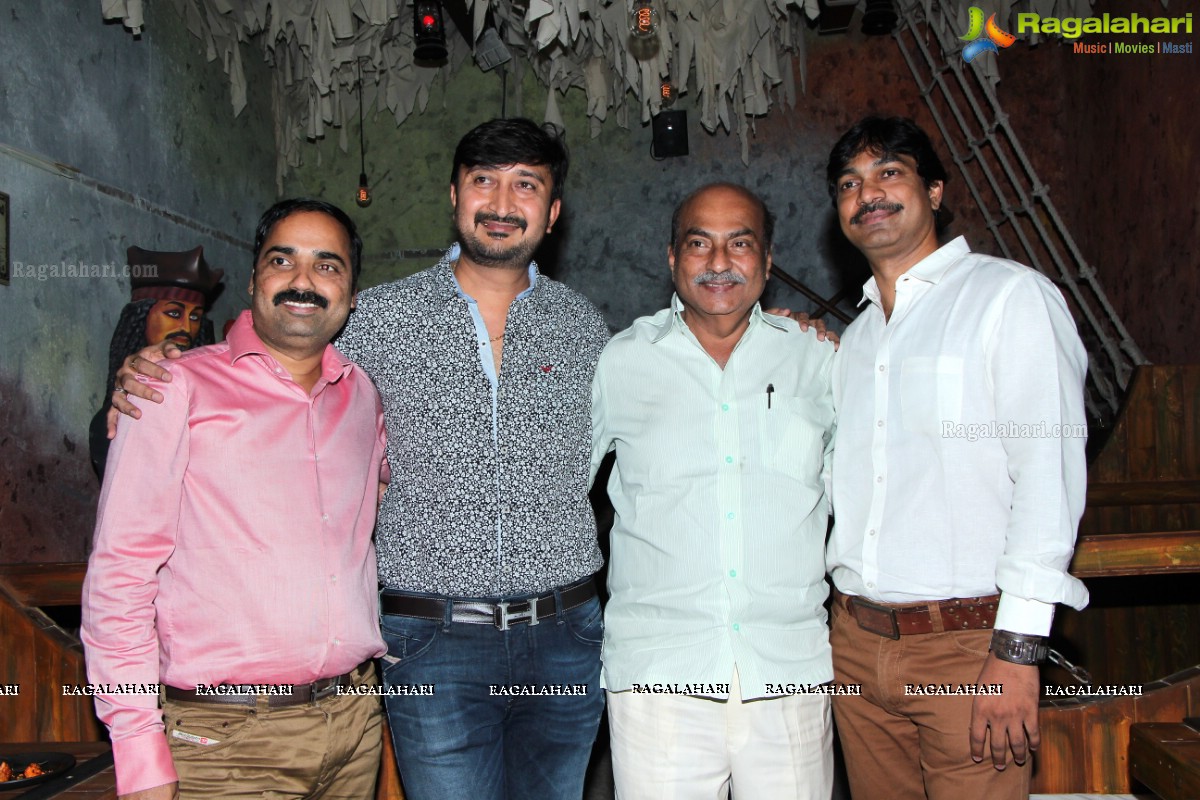 Stellar Ramesh Patel's Grand Birthday Bash 2015 at Pirate Brew, Hyderabad