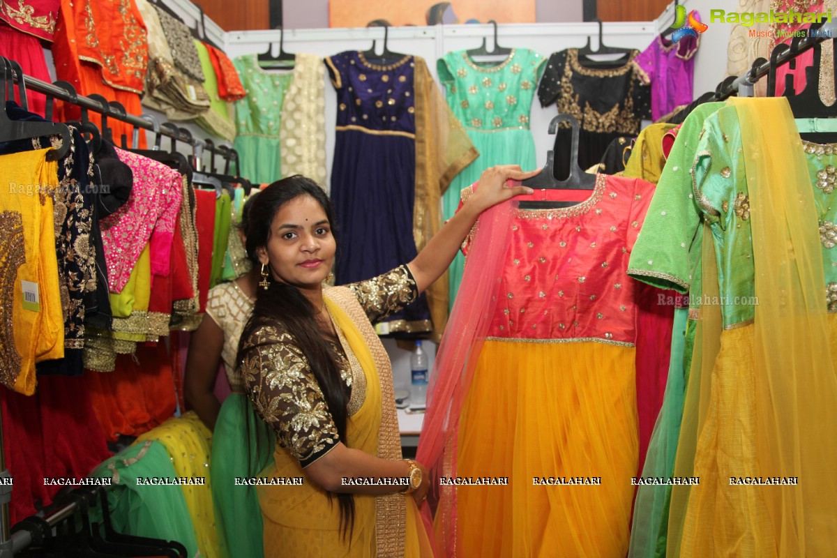 Jyotii Sethi launches Styles and Weaves Expo 2015 at Novotel, Vizag