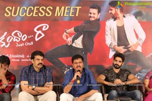 Aatadukundam Raa Success Meet