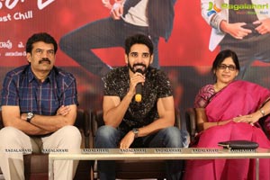 Aatadukundam Raa Success Meet