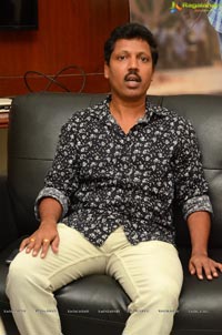 Aatadukundam Raa Press Meet