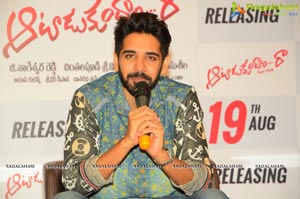 Aatadukundam Raa Press Meet