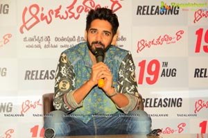 Aatadukundam Raa Press Meet