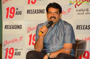 Aatadukundam Raa Press Meet