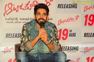 Aatadukundam Raa Press Meet