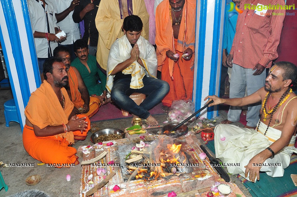 Chiranjeevi Birthday Celebrations 2016 at Filmnagar Temple