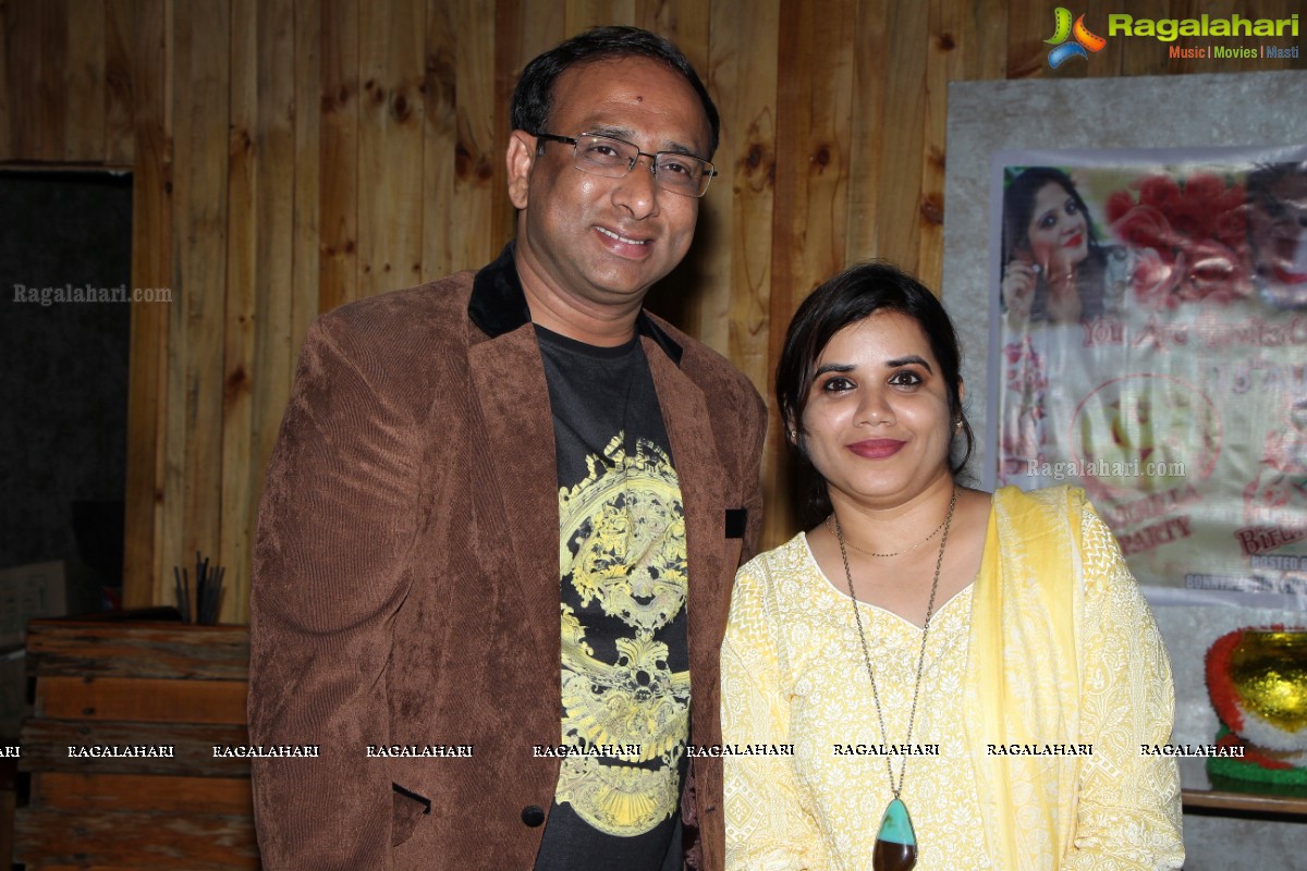 Bonnya Lahiry Chattopadhyay Birthday Bash at Social