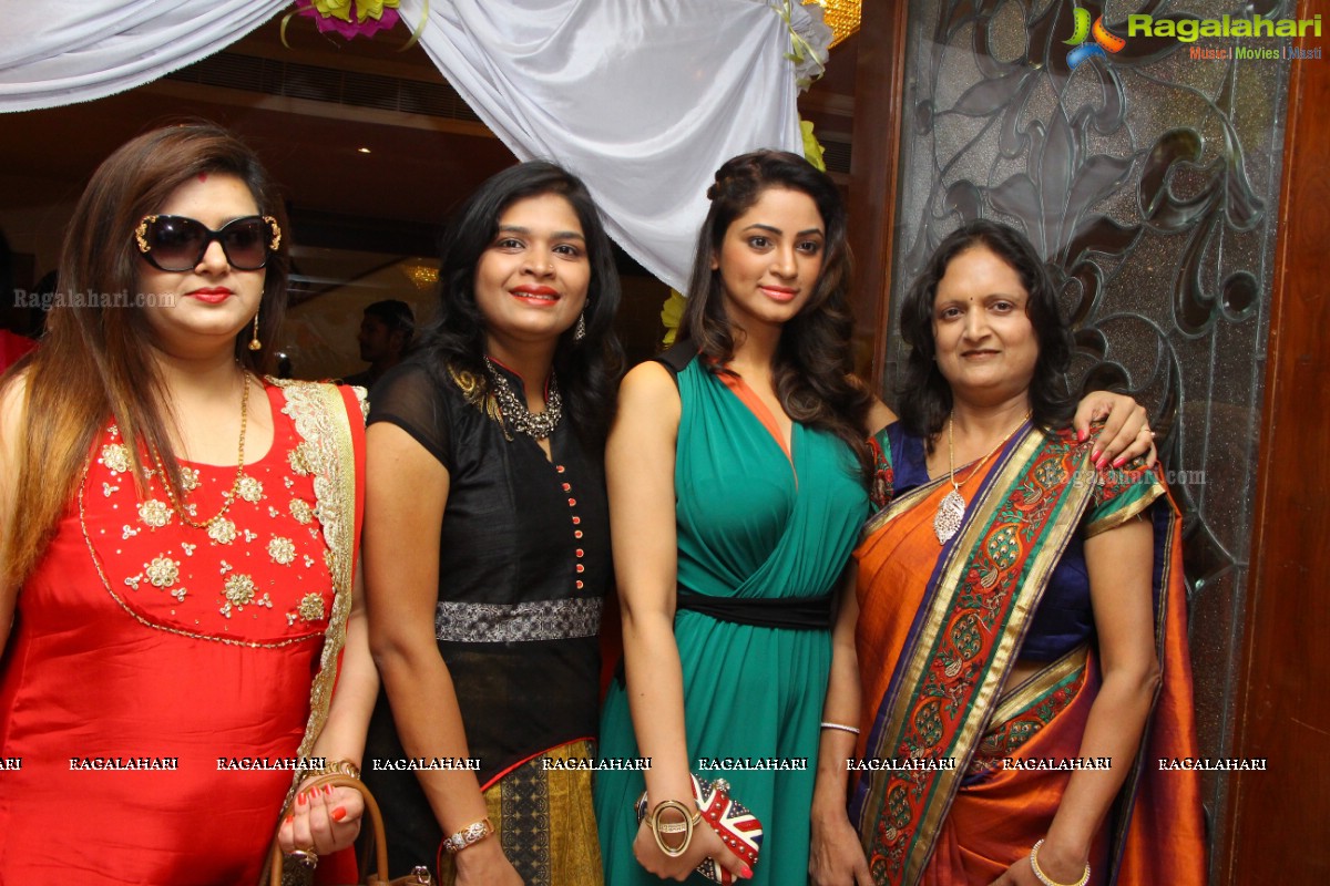 Shilpi Sharma inaugurates D'sire Exhibition at Taj Krishna, Hyderabad