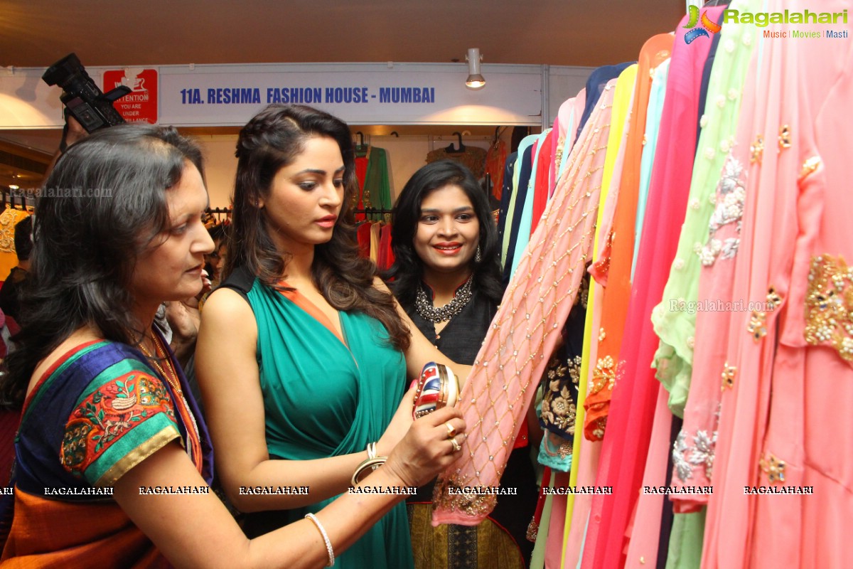 Shilpi Sharma inaugurates D'sire Exhibition at Taj Krishna, Hyderabad