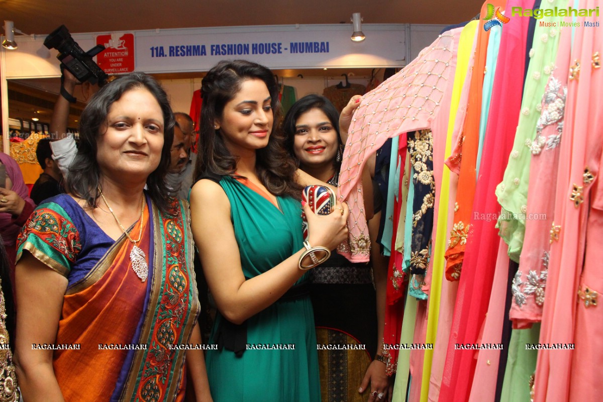 Shilpi Sharma inaugurates D'sire Exhibition at Taj Krishna, Hyderabad