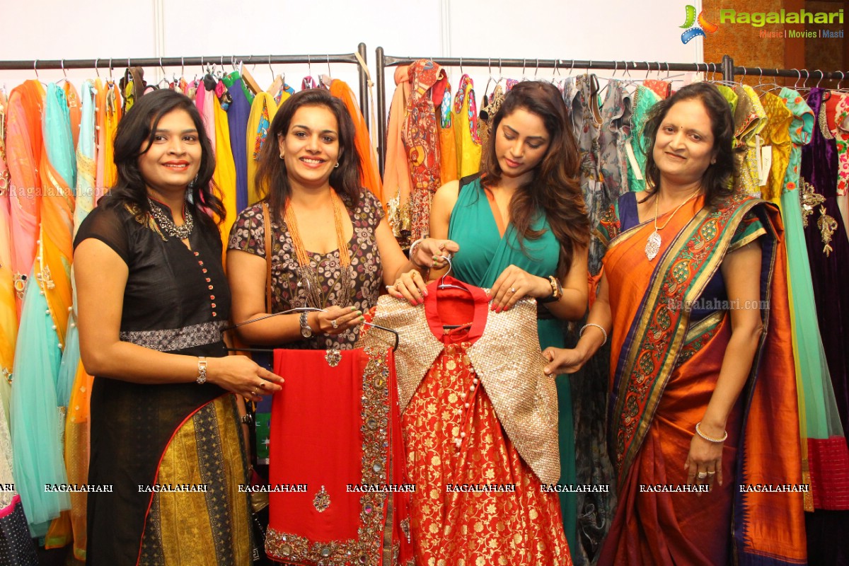 Shilpi Sharma inaugurates D'sire Exhibition at Taj Krishna, Hyderabad