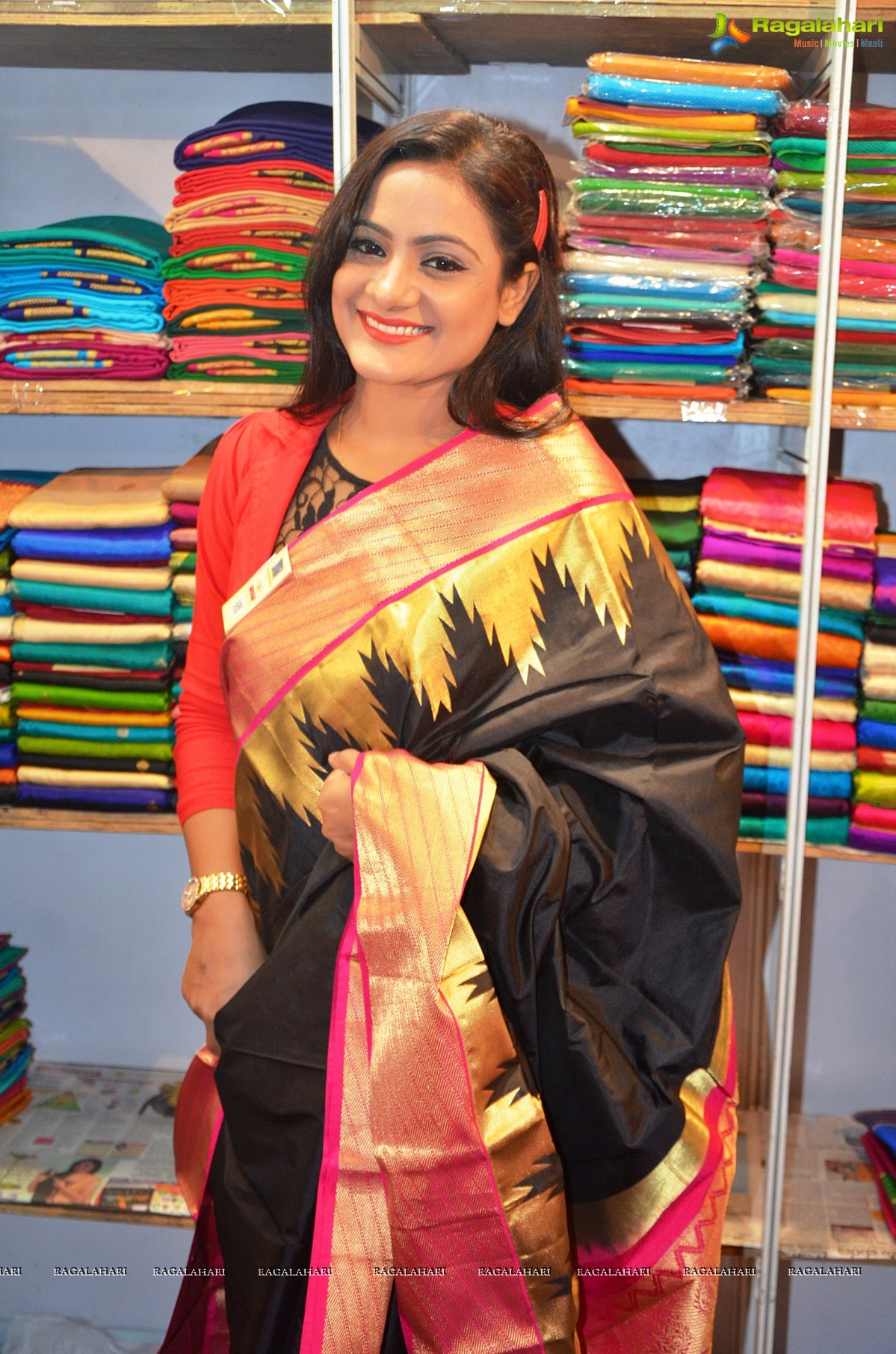 Ollywood Actress  Elina Padhi Launches Silk India Expo at Bubaneshwar