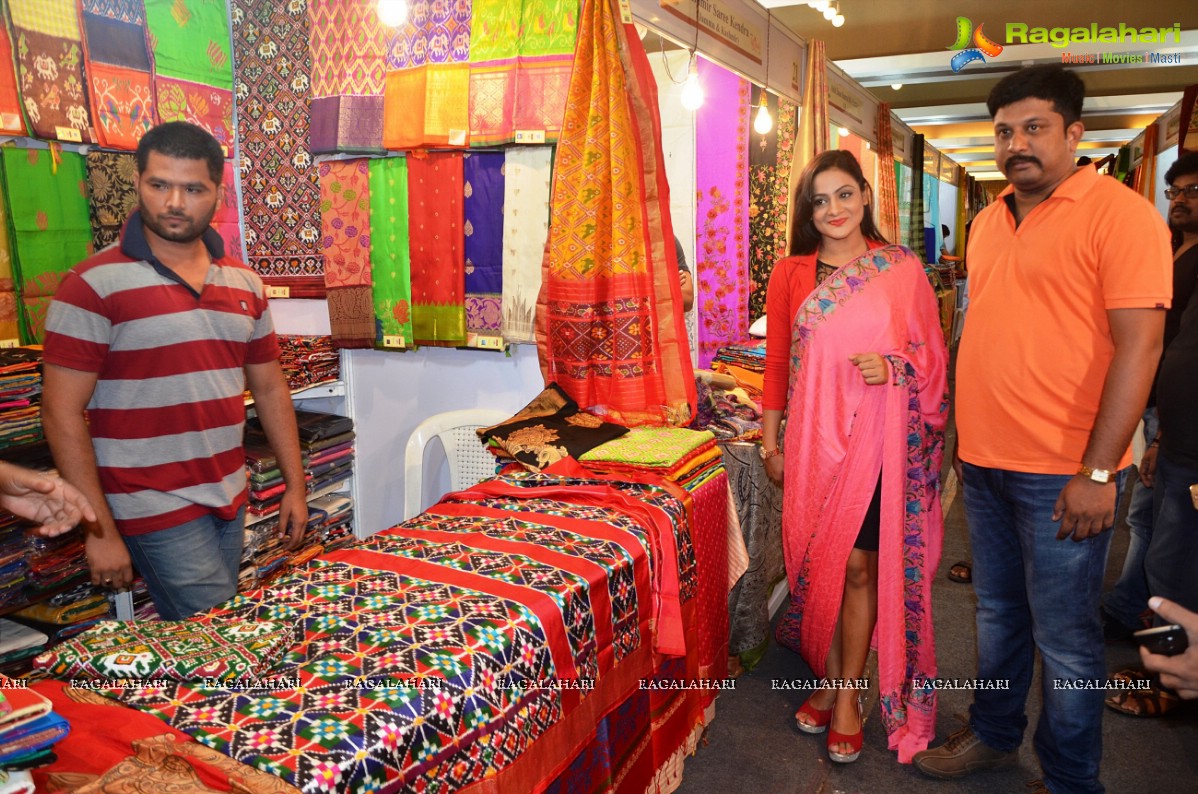 Ollywood Actress  Elina Padhi Launches Silk India Expo at Bubaneshwar