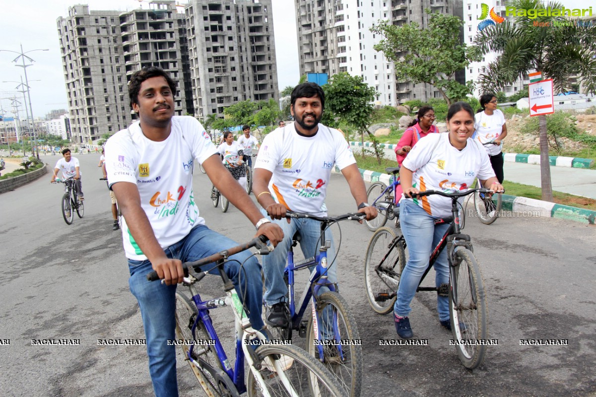 Hyderabad Bicycling Club's 'Chak De India Ride 2' Flags Off at Gachibowli Bike Station