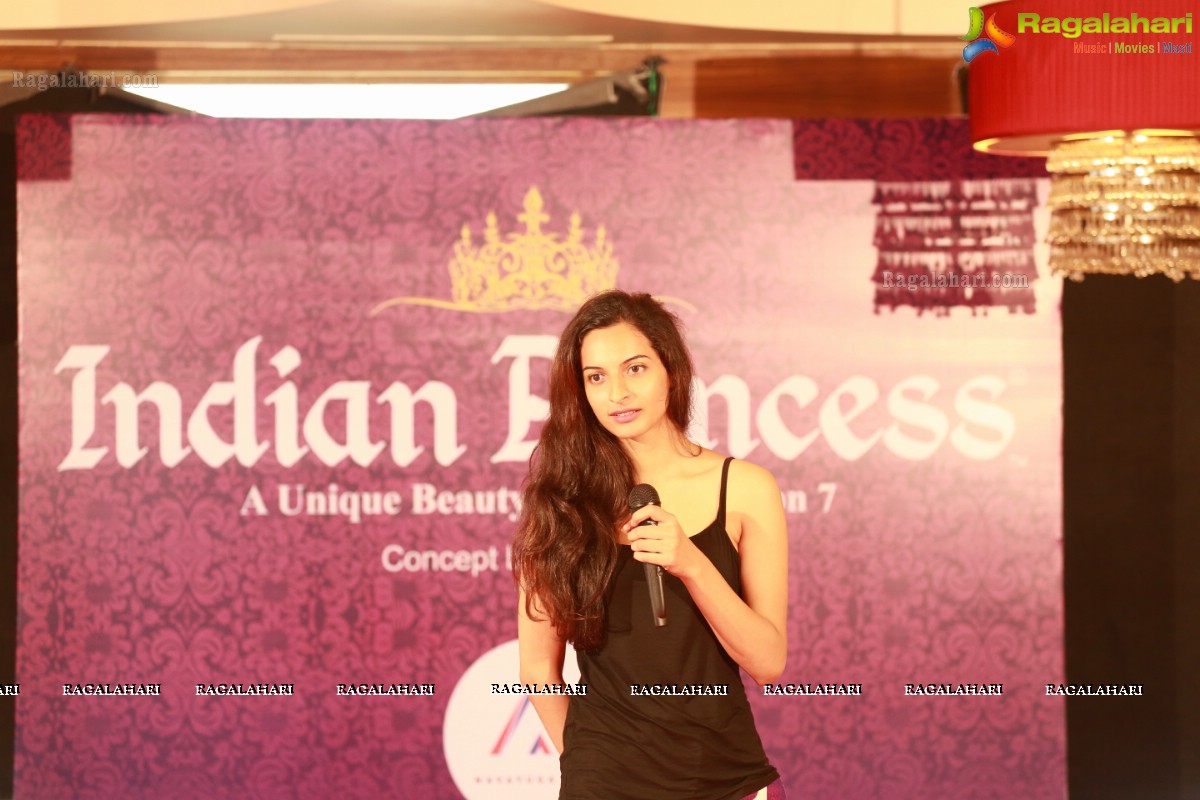 Indian Princess - A Unique Beauty Pageant Season 7 Bangalore Audition at Hotel Hyatt