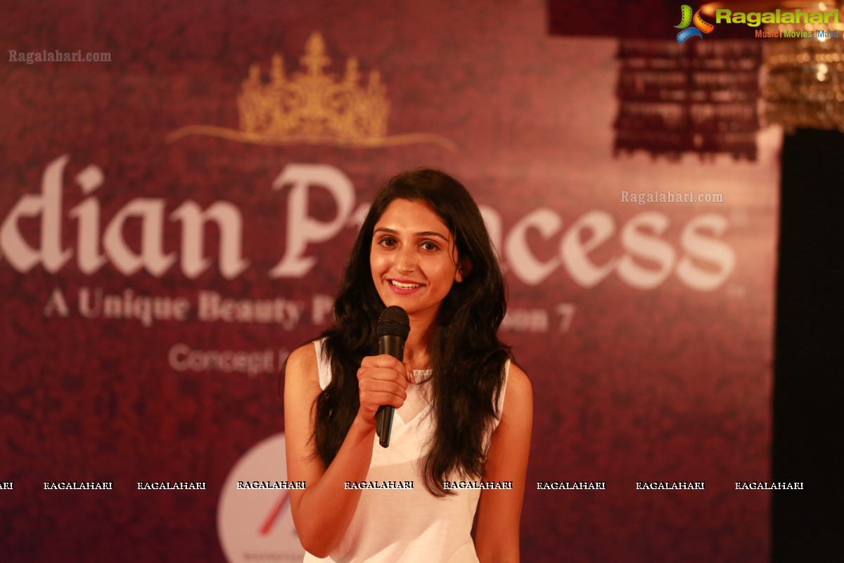 Indian Princess - A Unique Beauty Pageant Season 7 Bangalore Audition at Hotel Hyatt