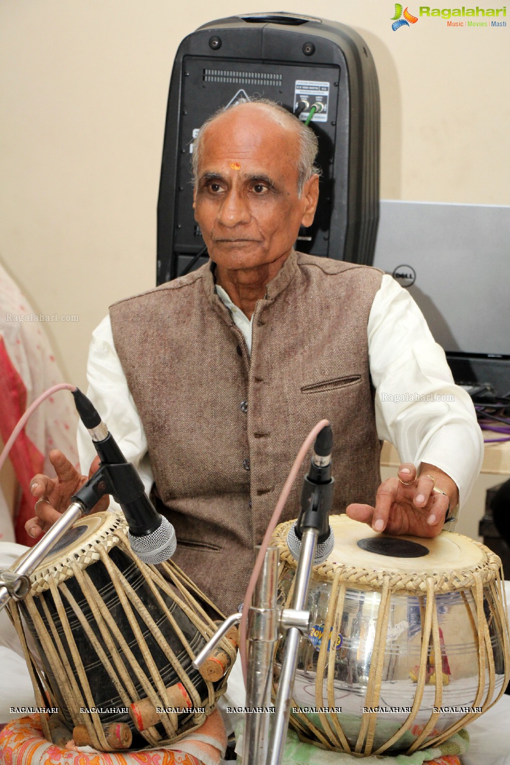 Janma Shatabdi Mohatsav of Guruvarya Dr. D.B.Despande (1916-2016)