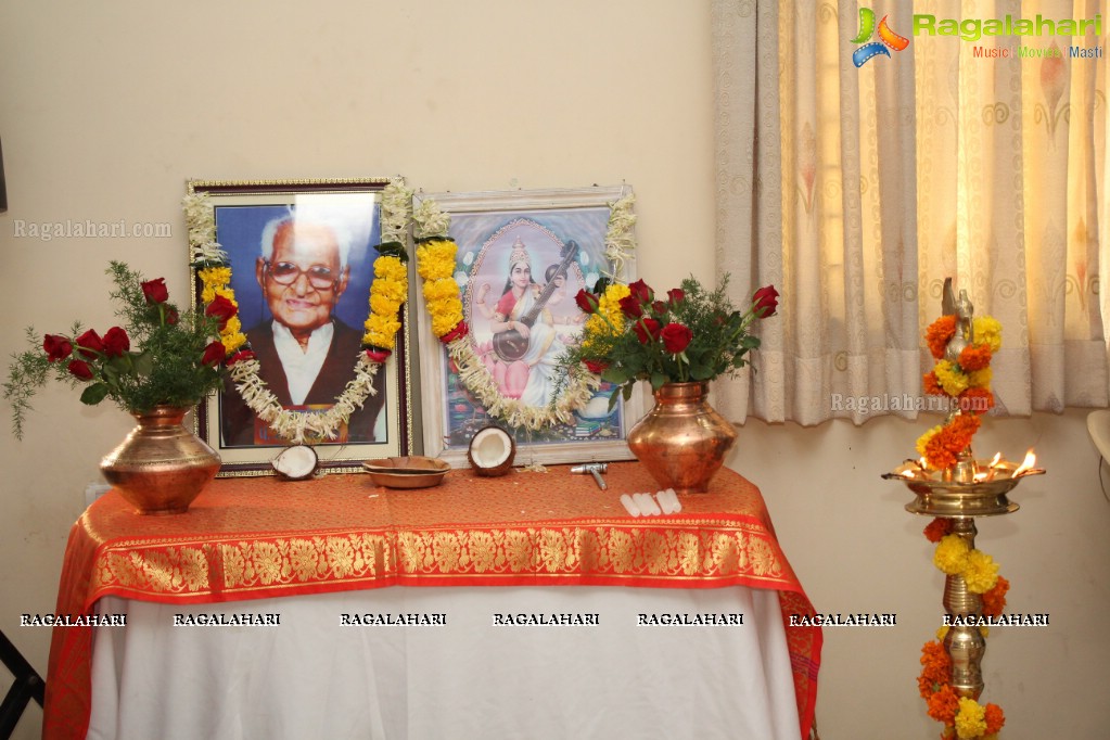 Janma Shatabdi Mohatsav of Guruvarya Dr. D.B.Despande (1916-2016)