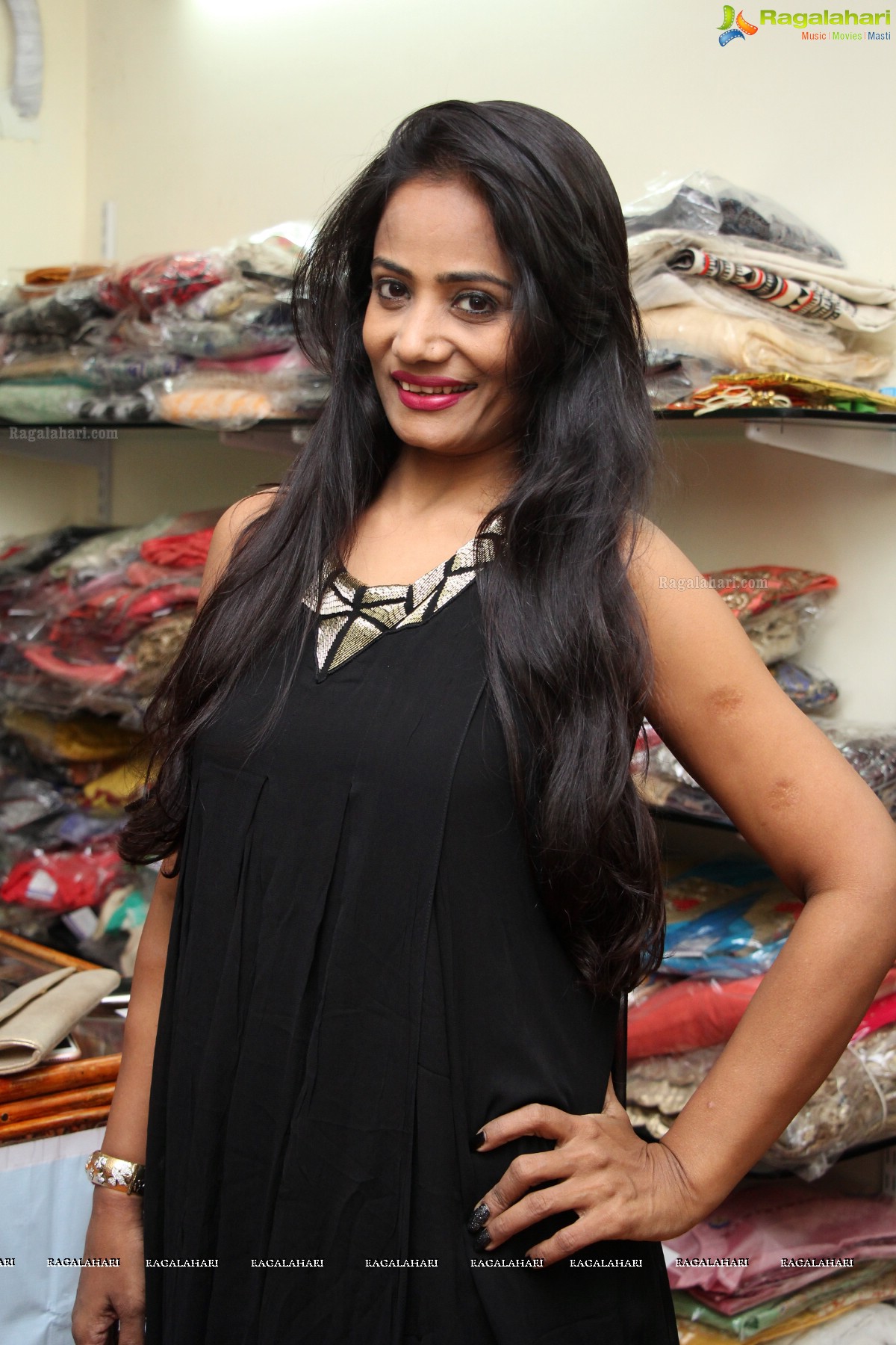 JCI Fashion Makeover with Fashion Designer Meena Agarwal at Kali - The Boutique, Hyderabad