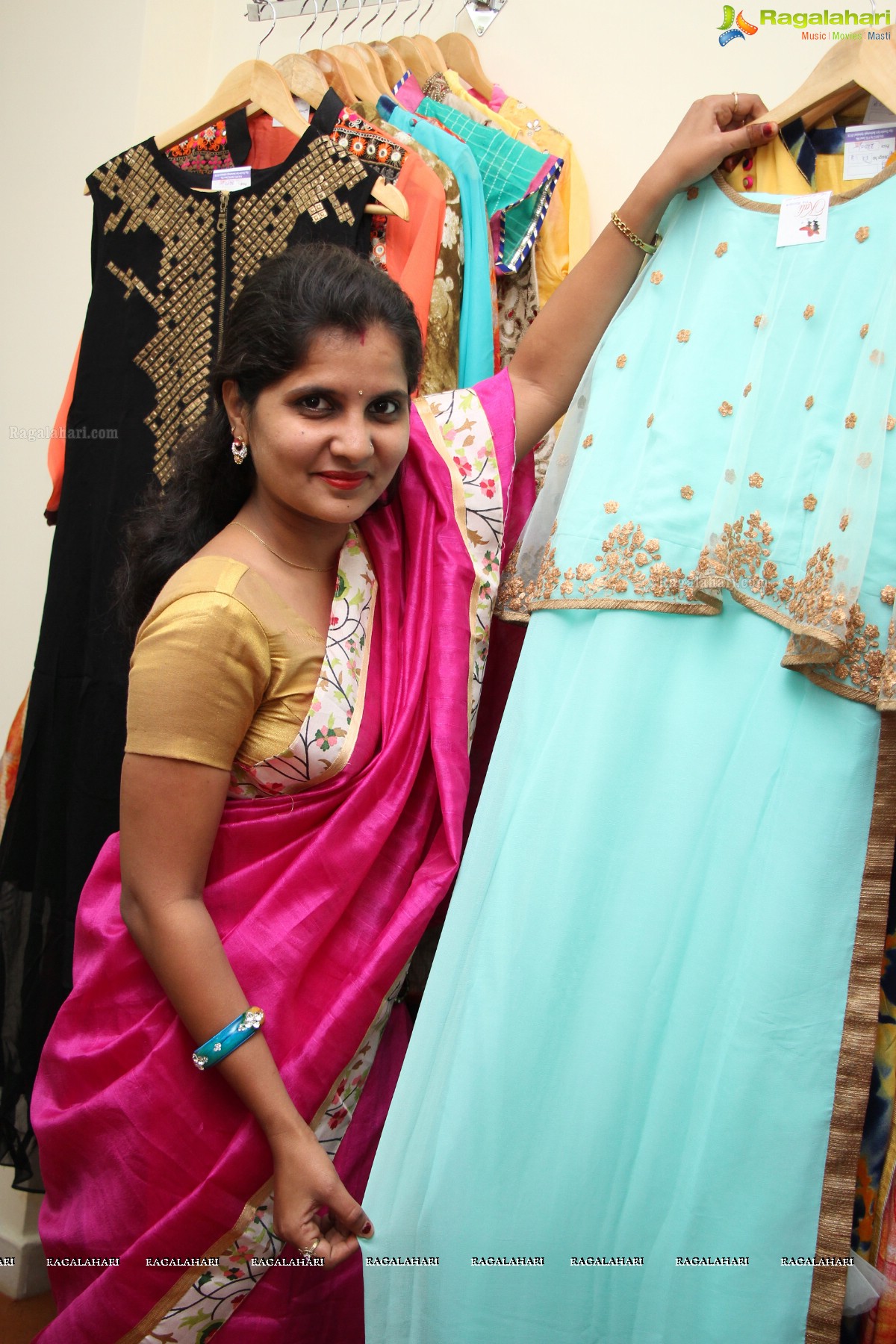 JCI Fashion Makeover with Fashion Designer Meena Agarwal at Kali - The Boutique, Hyderabad