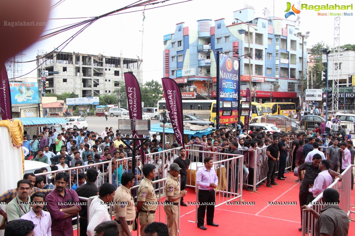 Tamannaah inaugurates Malabar Gold n Diamonds Chanda Nagar Showroom