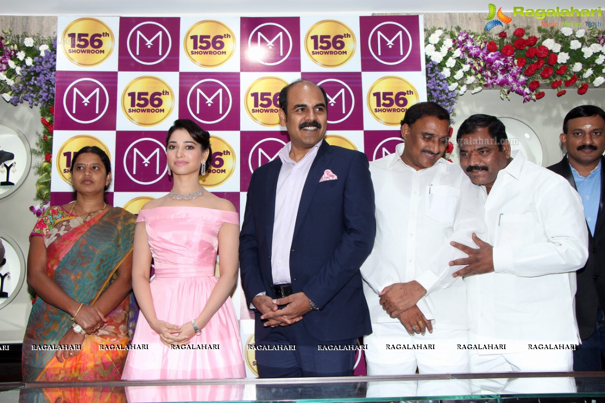 Tamannaah inaugurates Malabar Gold n Diamonds Chanda Nagar Showroom