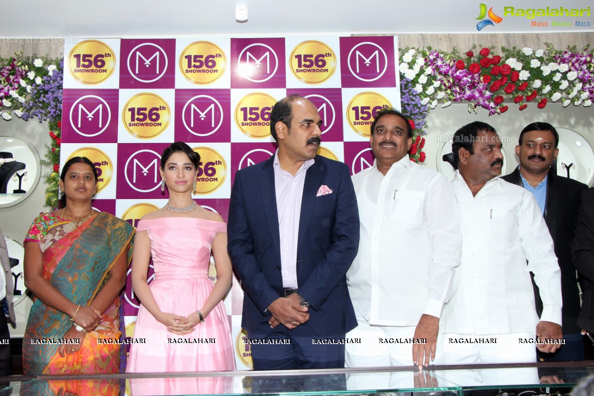 Tamannaah inaugurates Malabar Gold n Diamonds Chanda Nagar Showroom