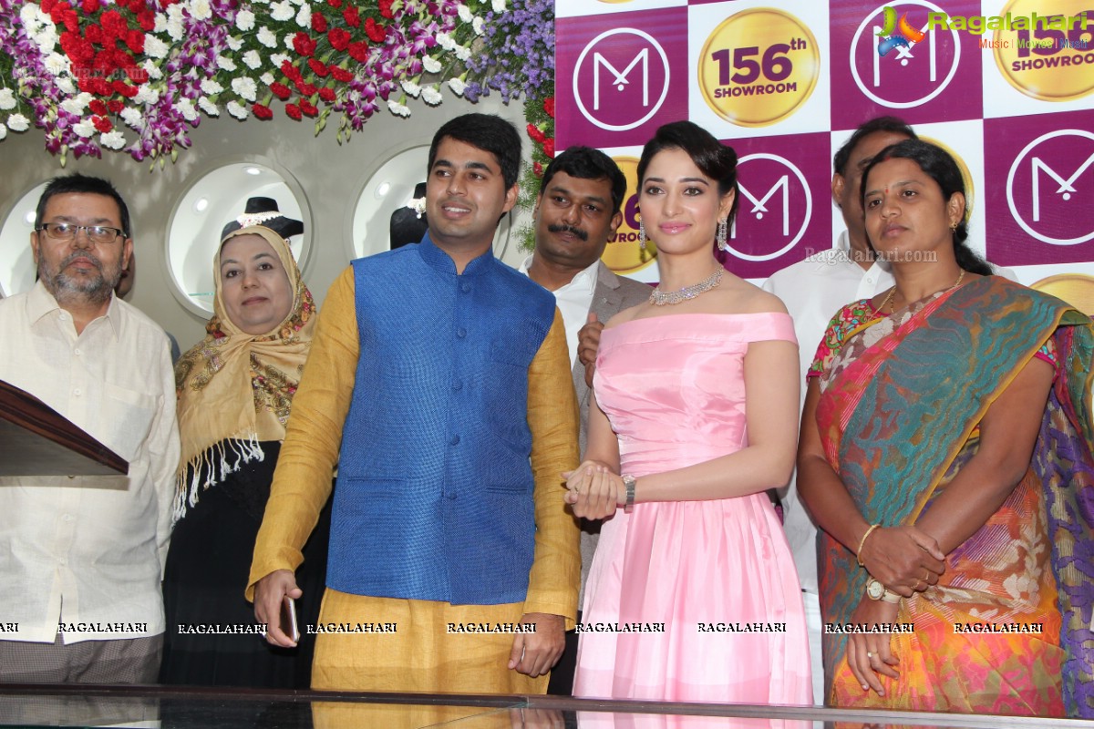 Tamannaah inaugurates Malabar Gold n Diamonds Chanda Nagar Showroom