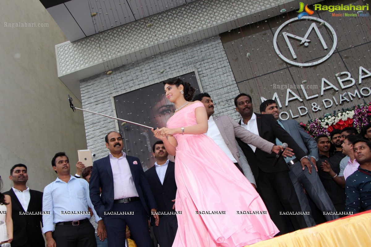 Tamannaah inaugurates Malabar Gold n Diamonds Chanda Nagar Showroom