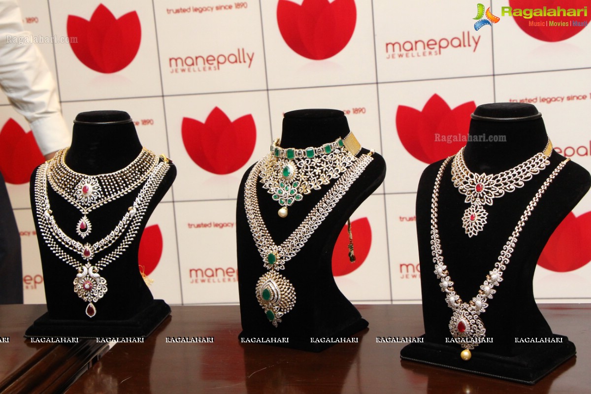 Harshada Patil launches Manepally Jewellers Exclusive Bridal Jewellery Collection, Hyderabad