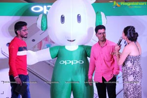 Surbhi Oppo F1s