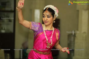 Bharatnatyam Raisa Luther