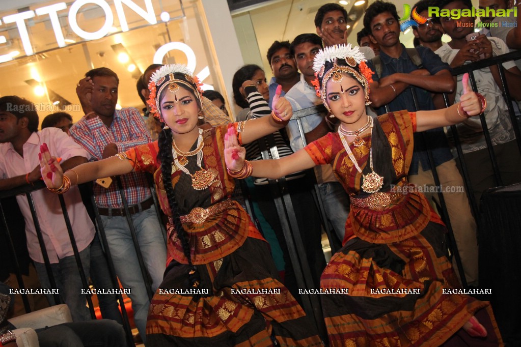 Meme Indians Event by 93.5 RED FM at Inorbit Mall