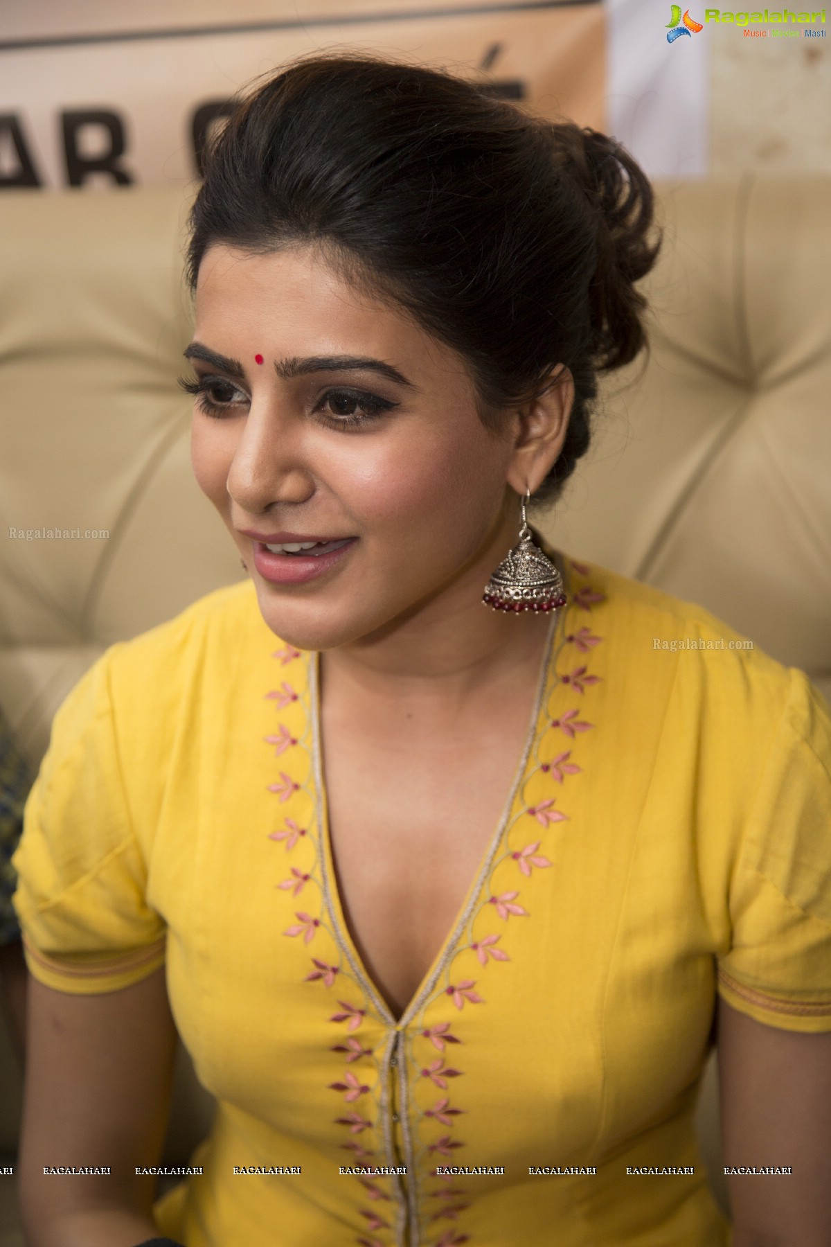 Samantha launches Bahar Cafe, Marathahalli, Bengaluru