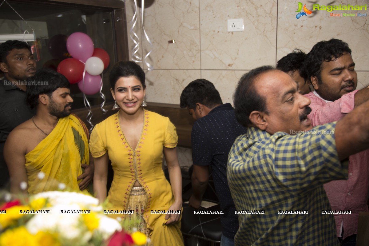 Samantha launches Bahar Cafe, Marathahalli, Bengaluru