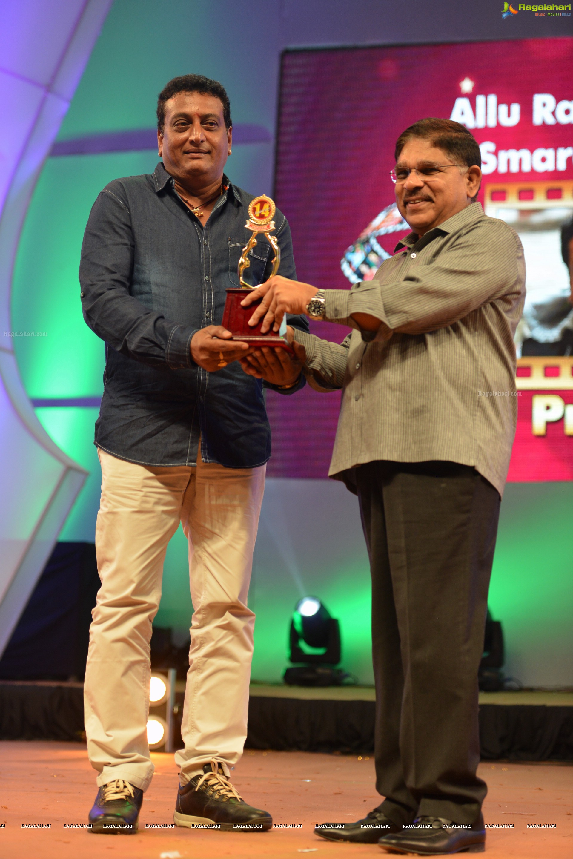 Santosham South Indian Film Awards 2016