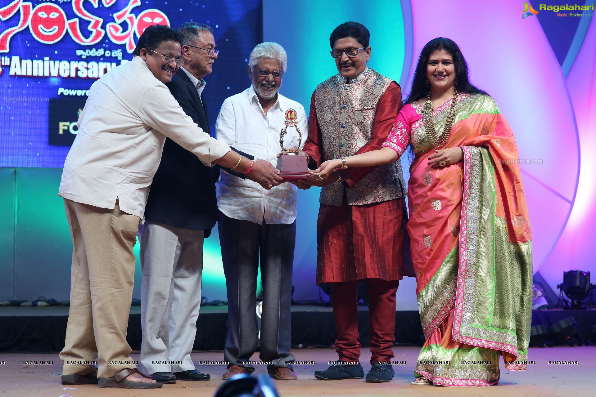 Santosham South Indian Film Awards 2016